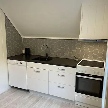 شقة 2 Etasje Leilighet Med 2 Soverom هارستاد